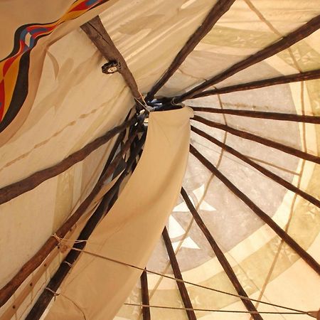Big Sky Tipi Holidays Wartling Zewnętrze zdjęcie
