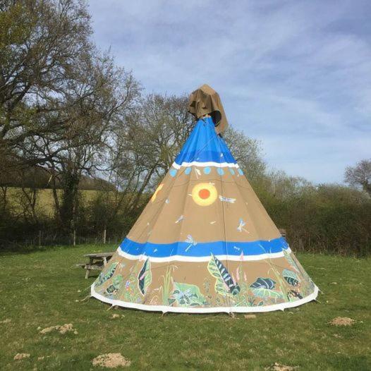 Big Sky Tipi Holidays Wartling Zewnętrze zdjęcie