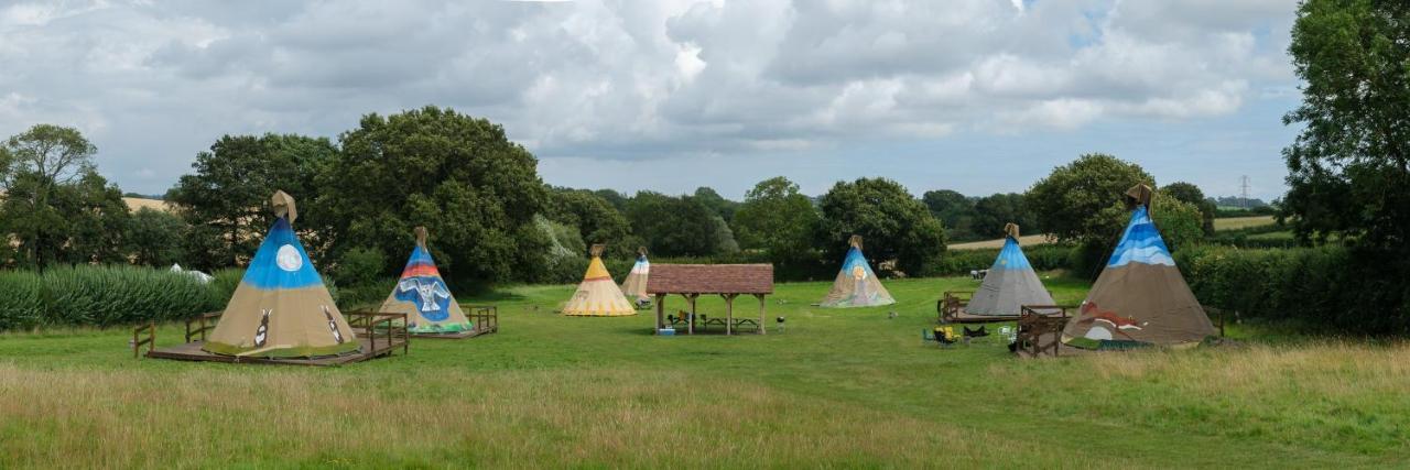 Big Sky Tipi Holidays Wartling Zewnętrze zdjęcie