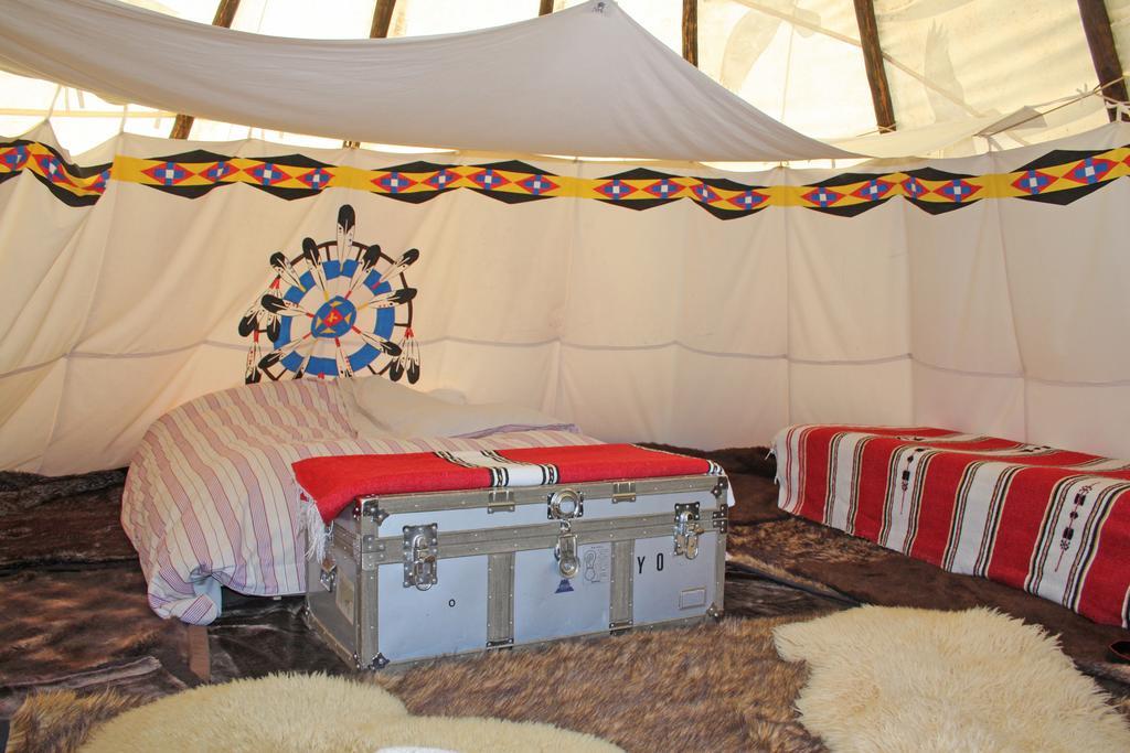 Big Sky Tipi Holidays Wartling Zewnętrze zdjęcie